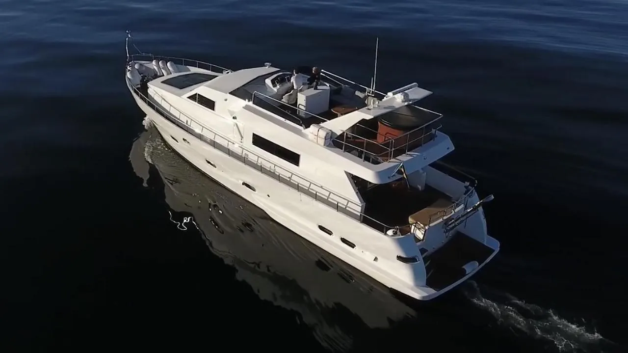 Nice Vip Cabin In A Luxurious Yacht Стокгольм Ботель