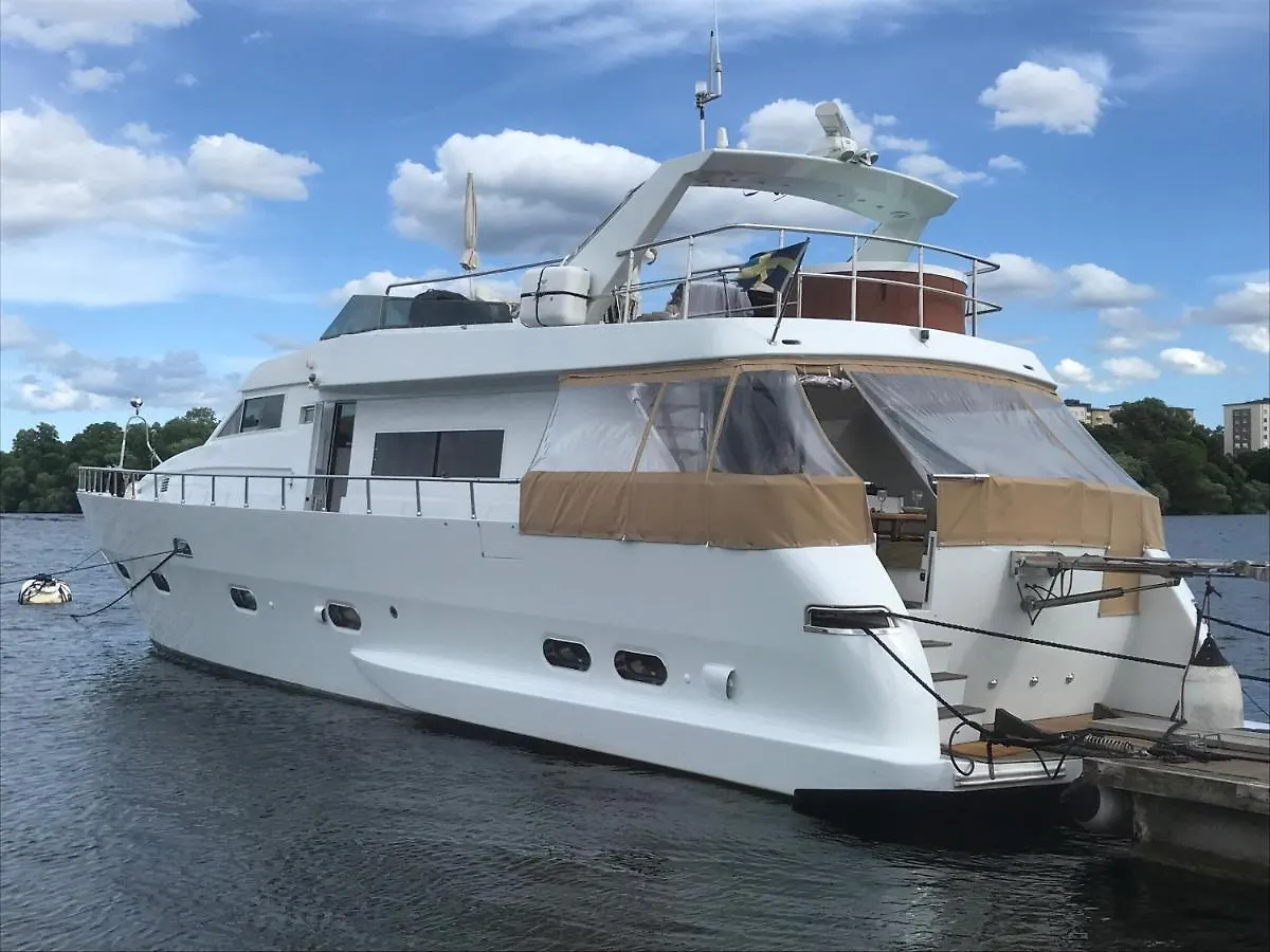 Ботель Nice Vip Cabin In A Luxurious Yacht Стокгольм